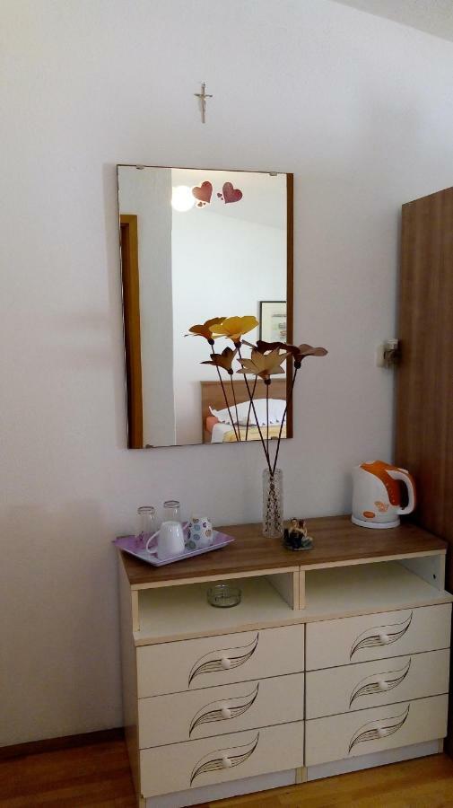 Guest House Gracijana Makarska Esterno foto